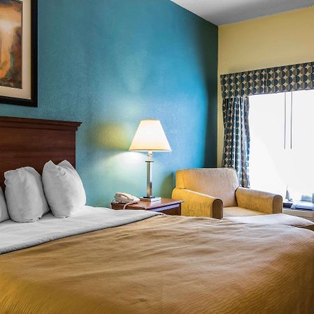 Quality Inn & Suites Memphis East Екстериор снимка
