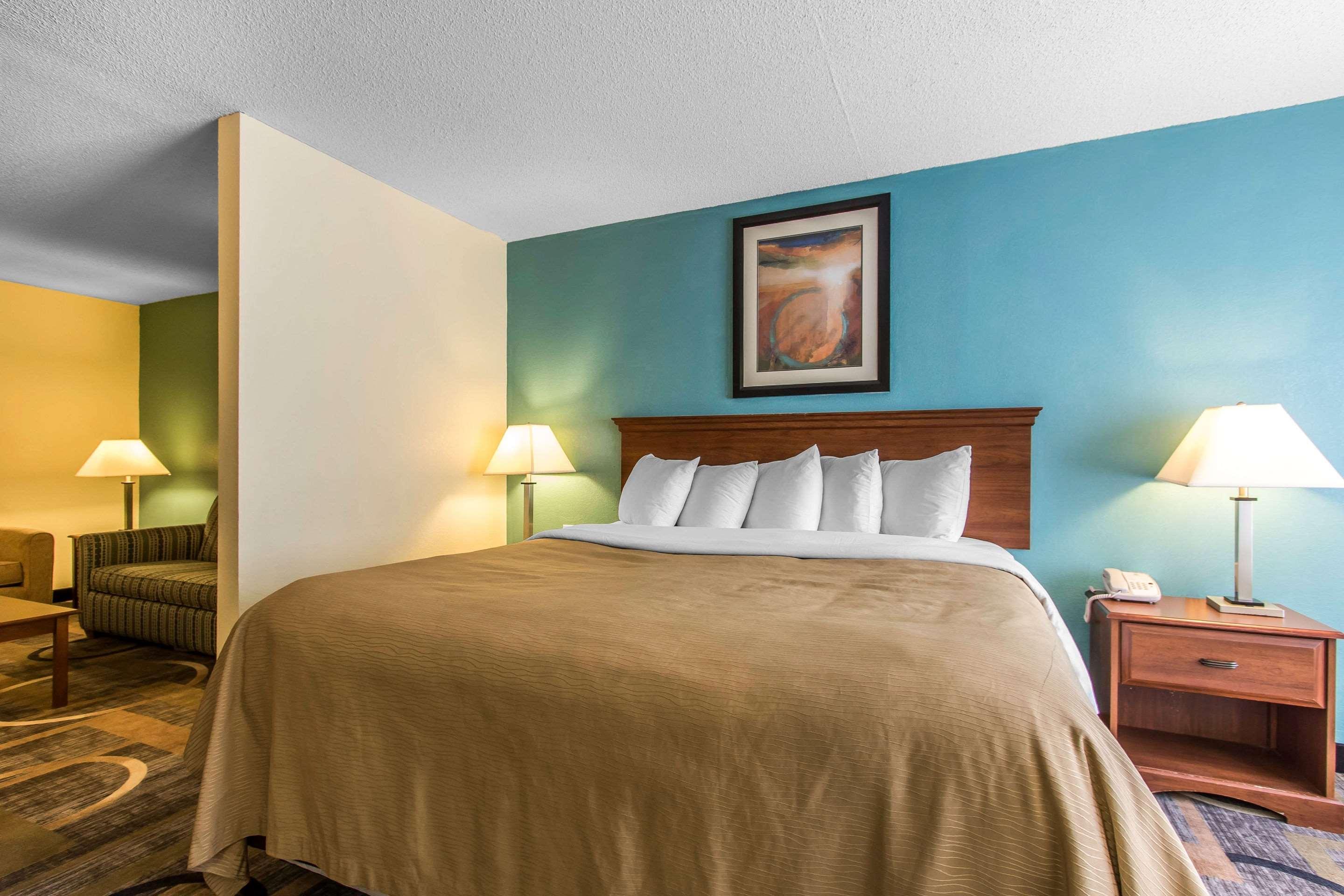 Quality Inn & Suites Memphis East Екстериор снимка