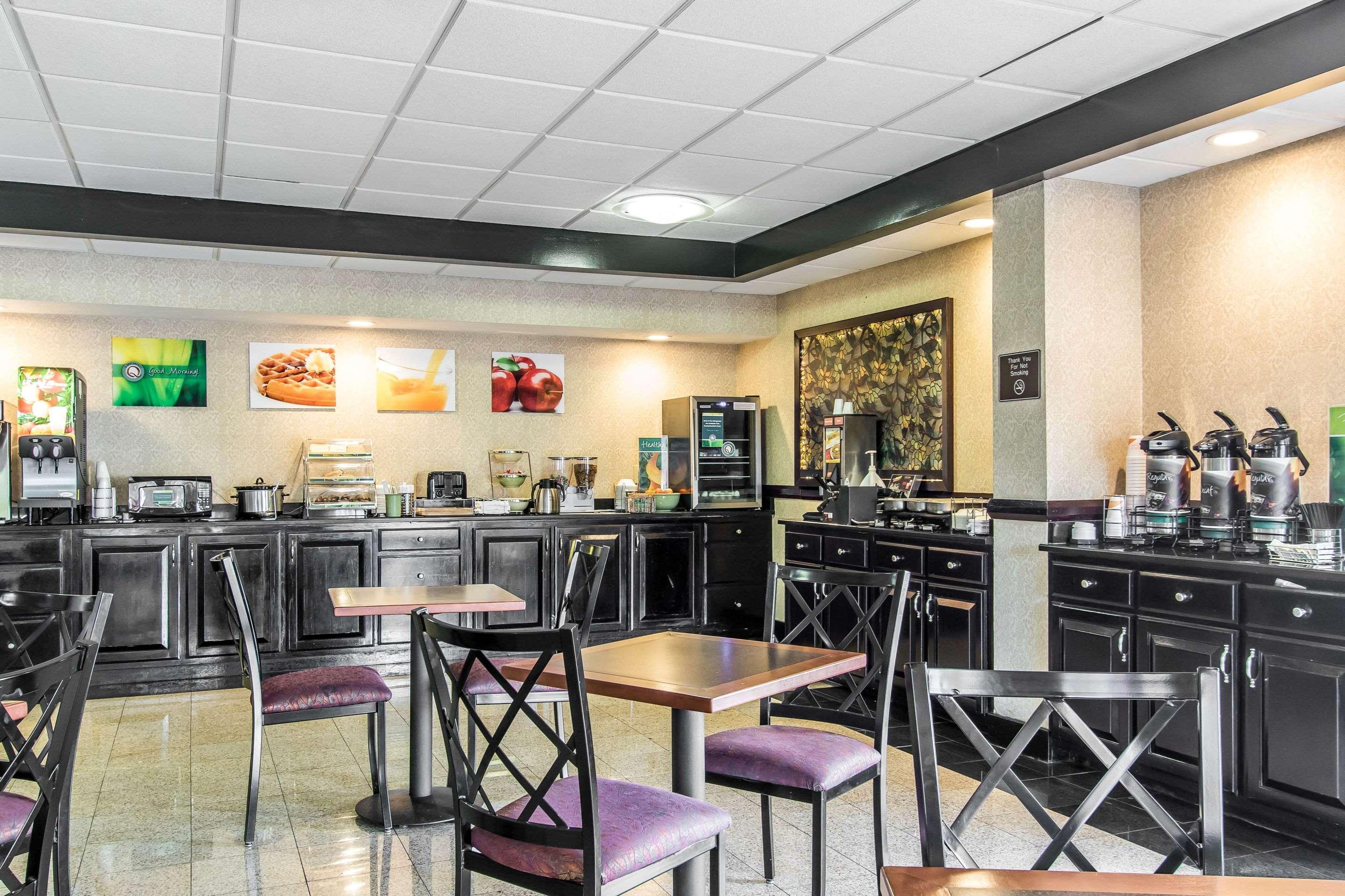Quality Inn & Suites Memphis East Екстериор снимка