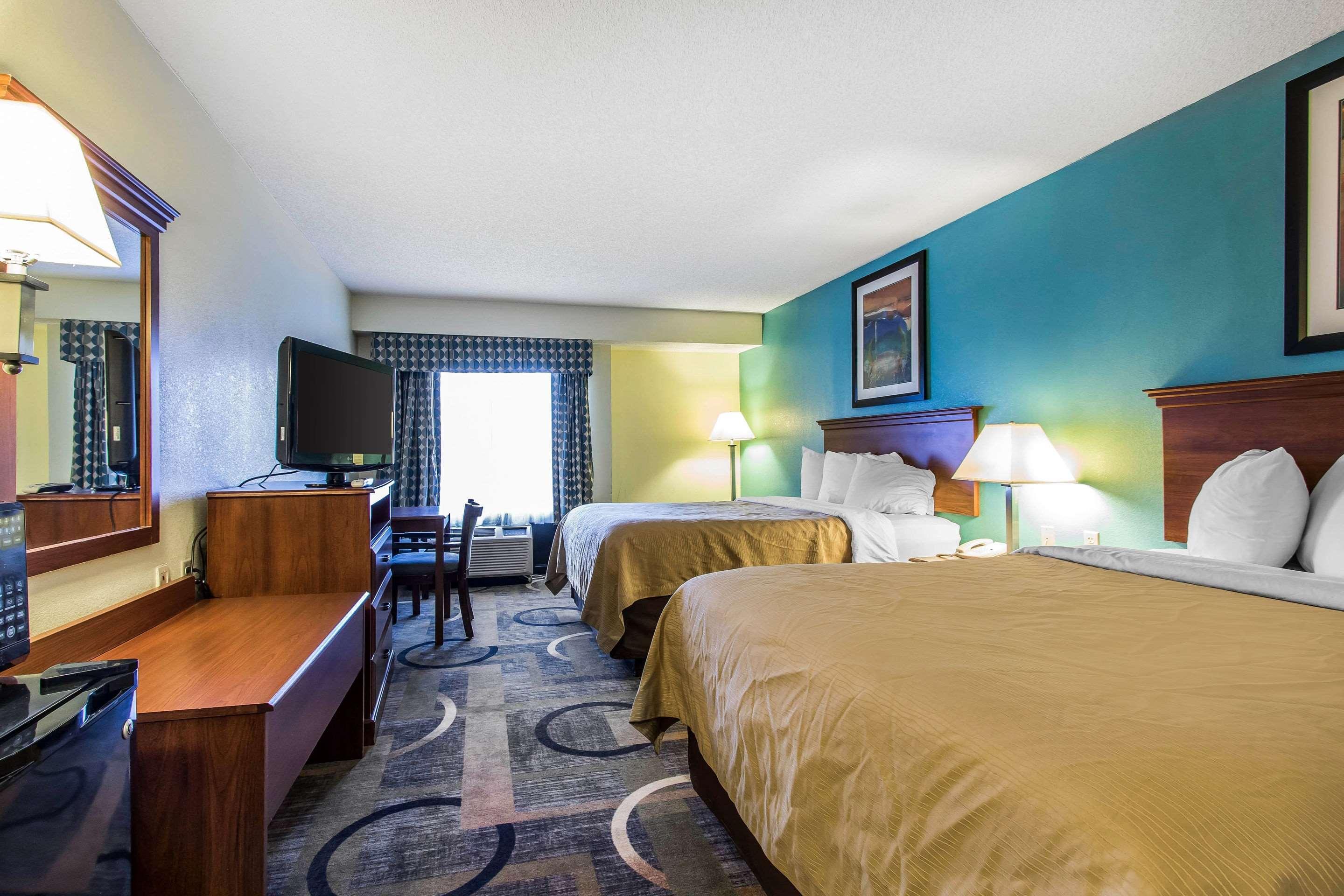 Quality Inn & Suites Memphis East Екстериор снимка